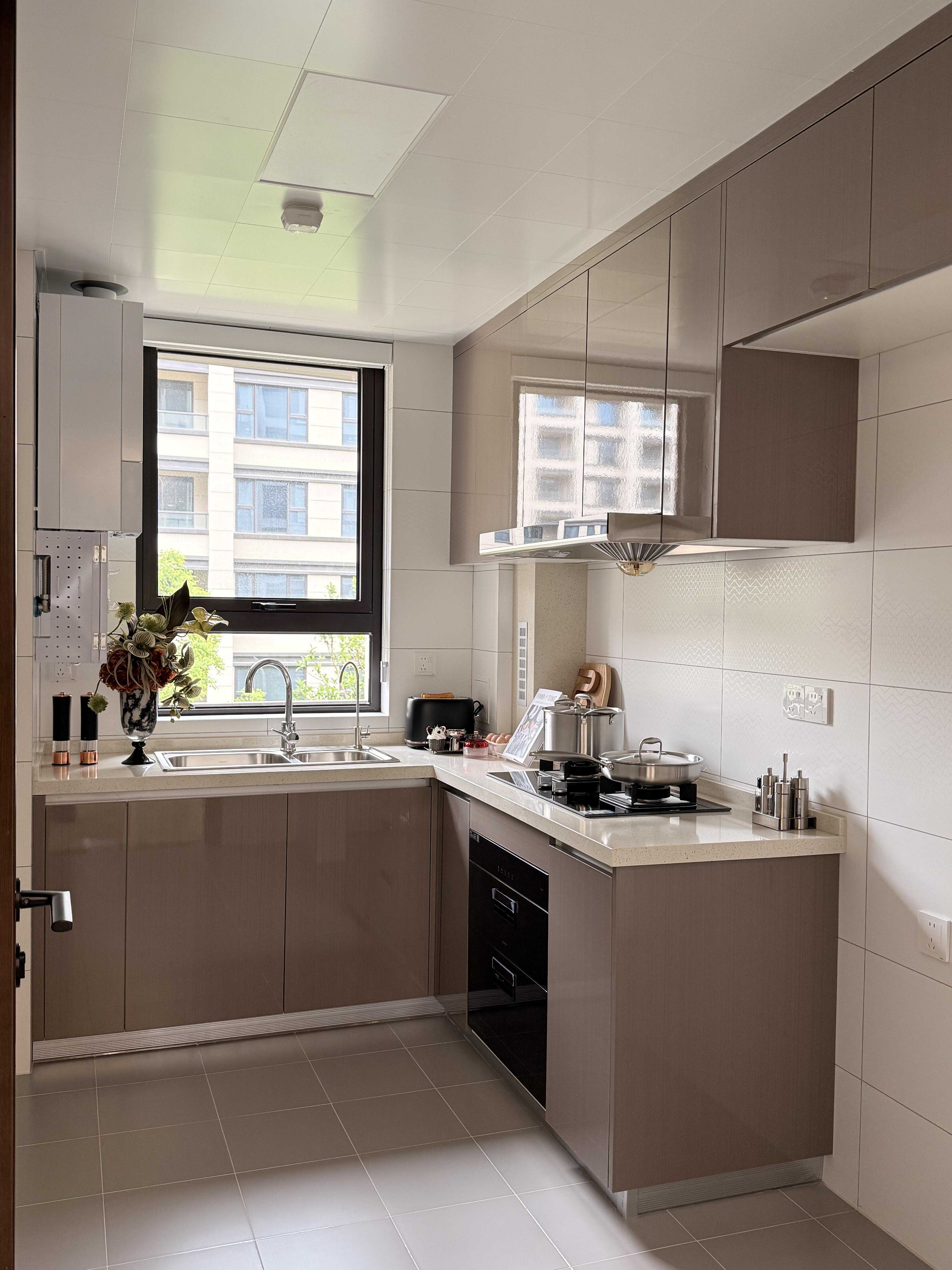 佳运名邸